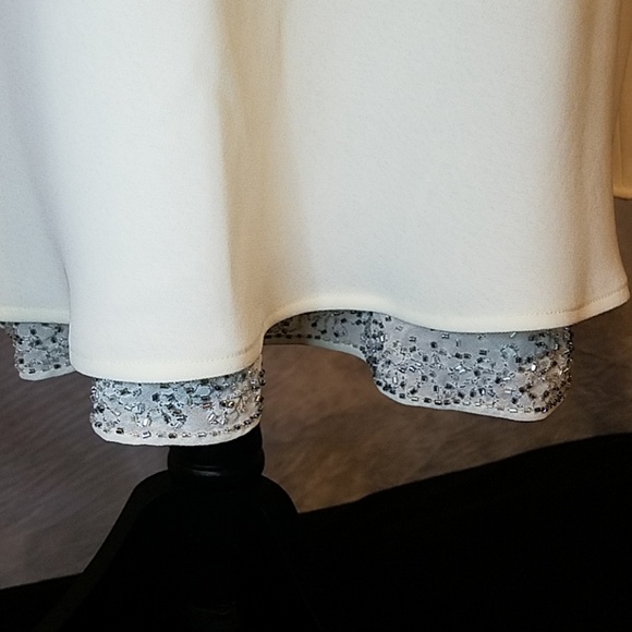 Creme colored beaded cocktail dress - Picture 3 of 11